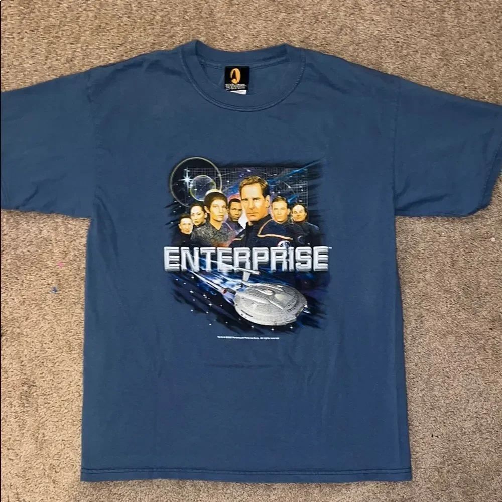 Vintage Star Trek Enterprise graphic T-shirt, size L
